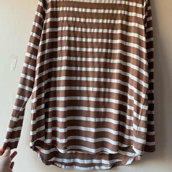 old navy luxe brown & white striped shirt - Picture 4 of 5